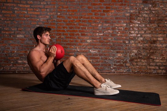 Hur man kan bygga muskler och gå ner i vikt samtidigt